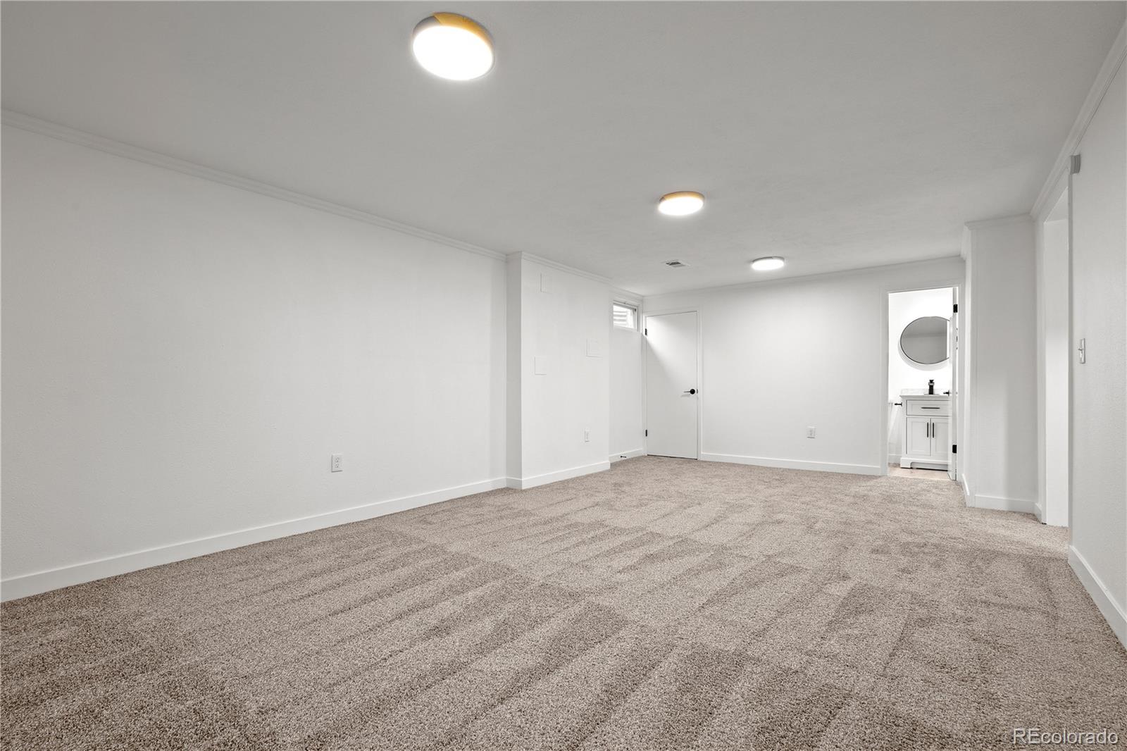 5329 Flower Circle