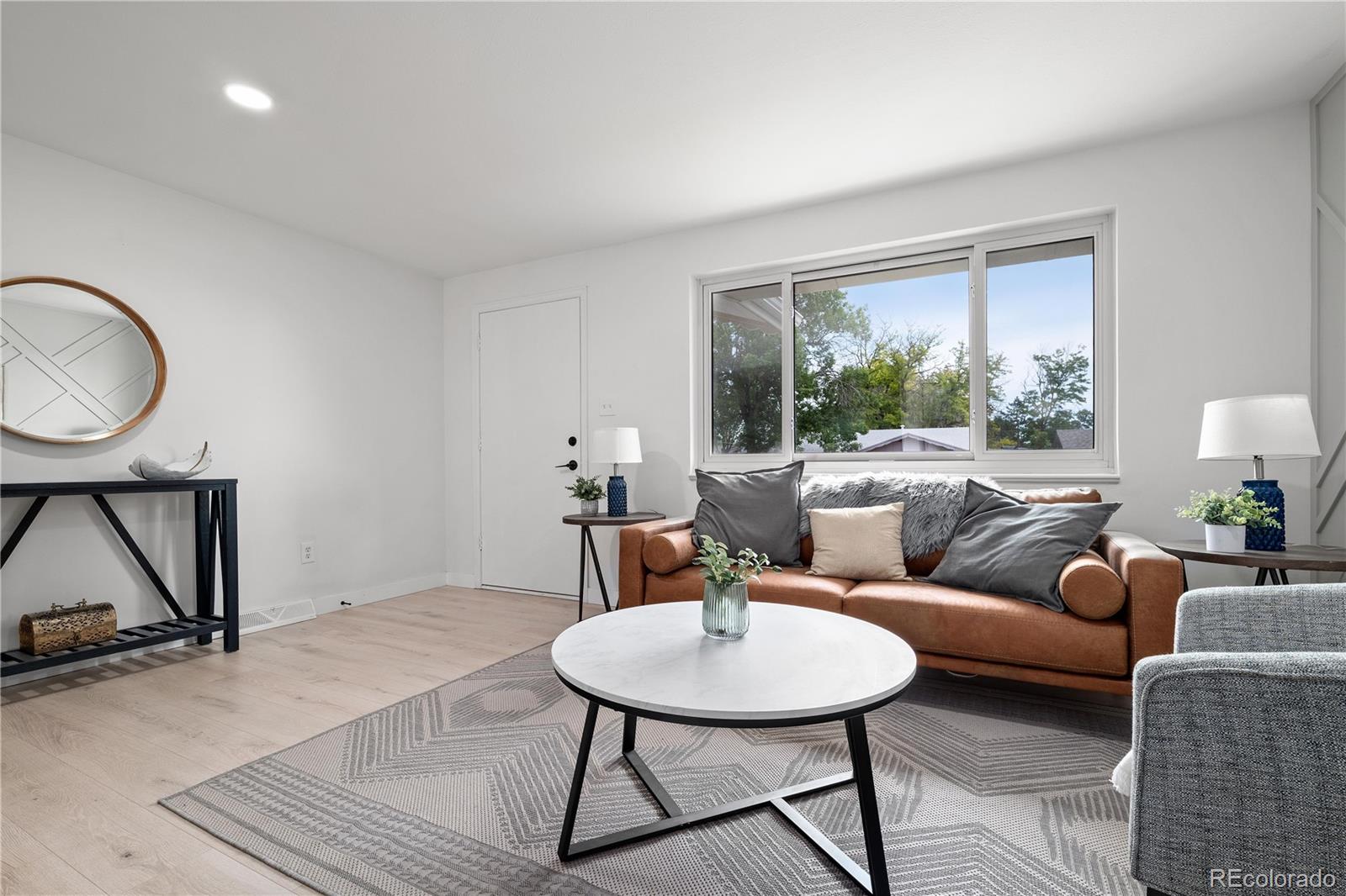 5329 Flower Circle