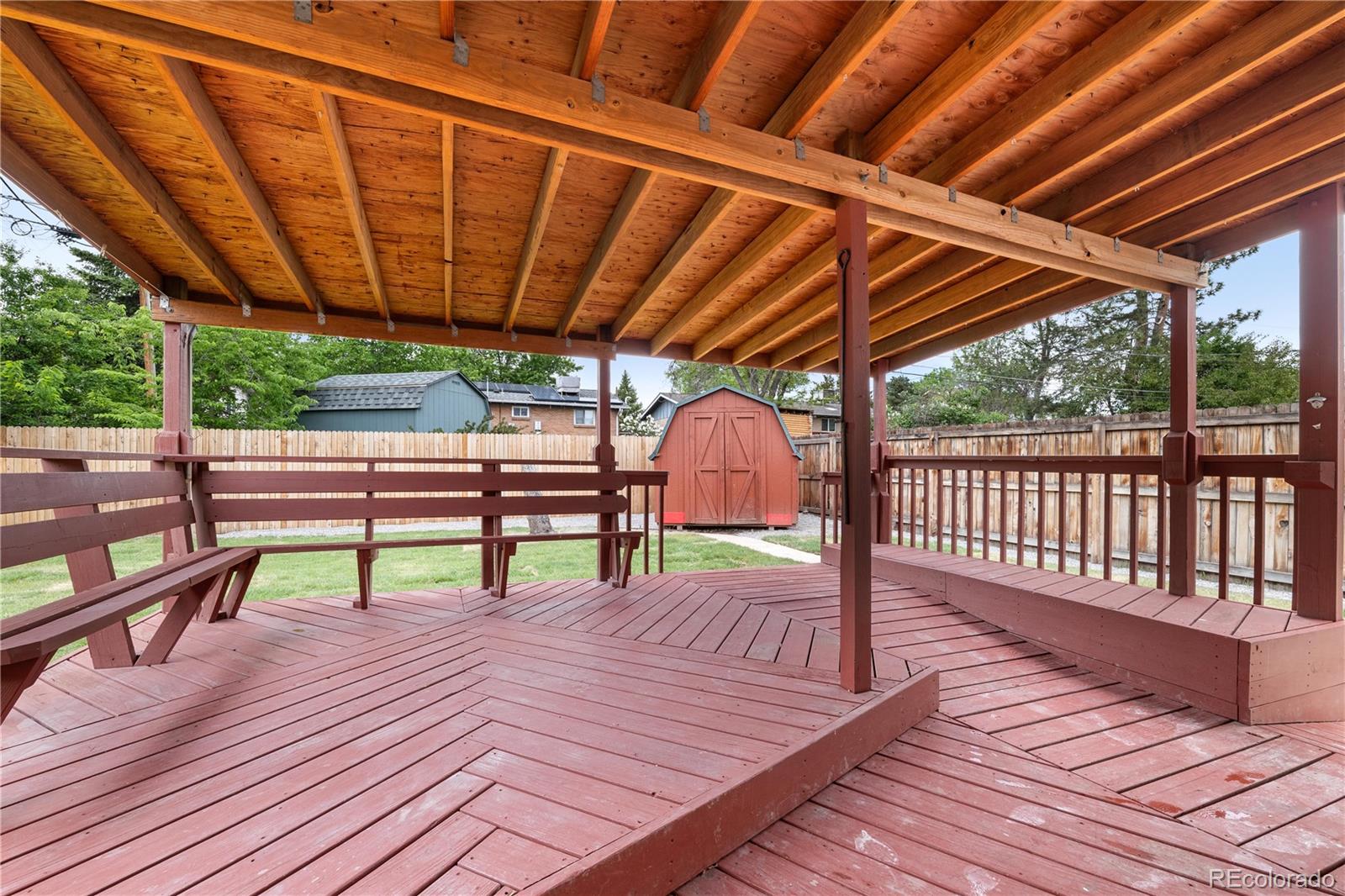 5329 Flower Circle