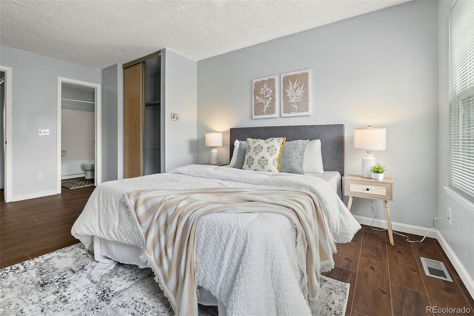 1653 S Blackhawk Way Unit: B