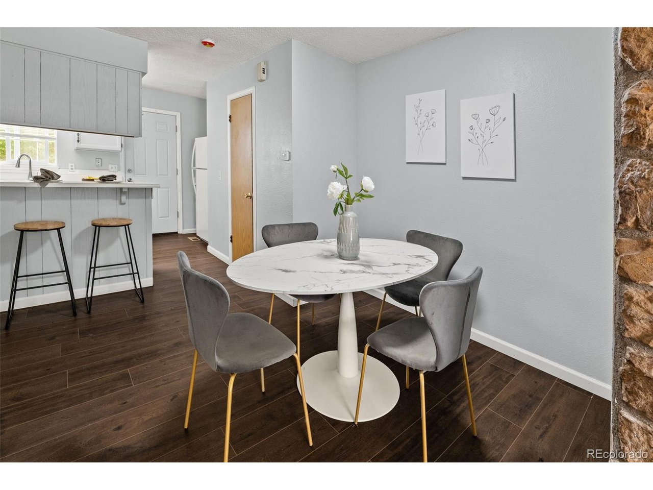 1653 S Blackhawk Way B