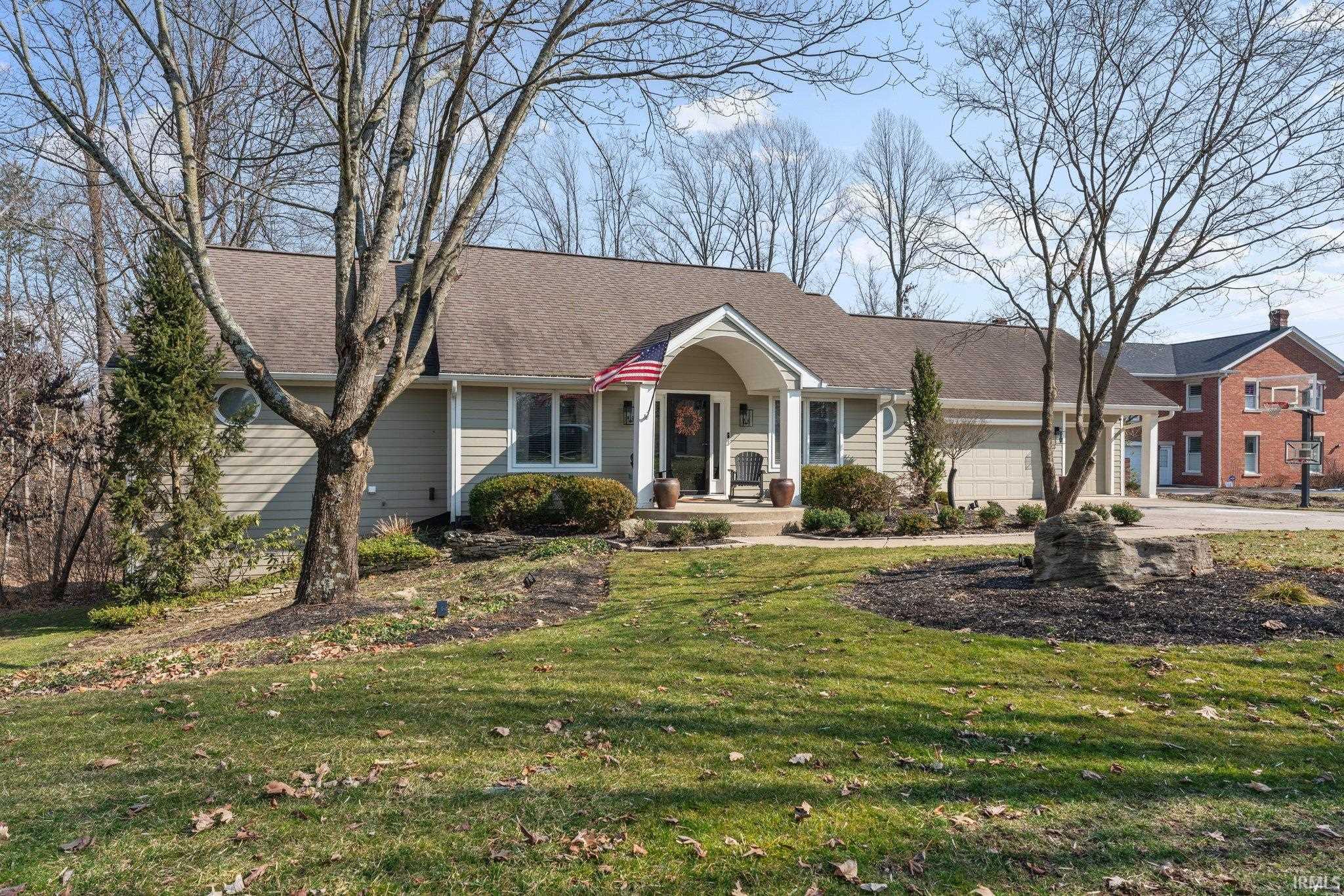 2901 S Somerset Place