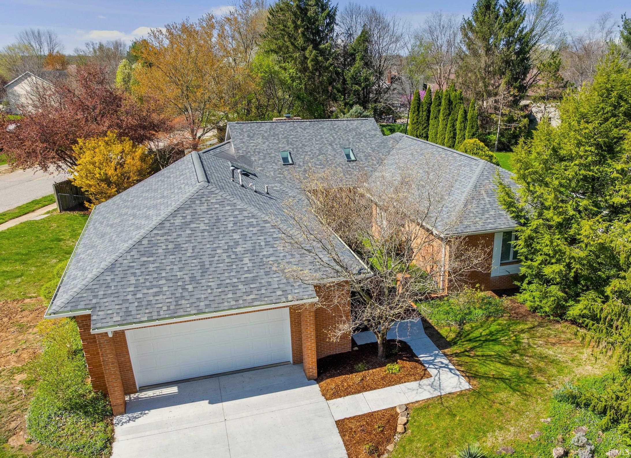 3401 S Ashwood Drive