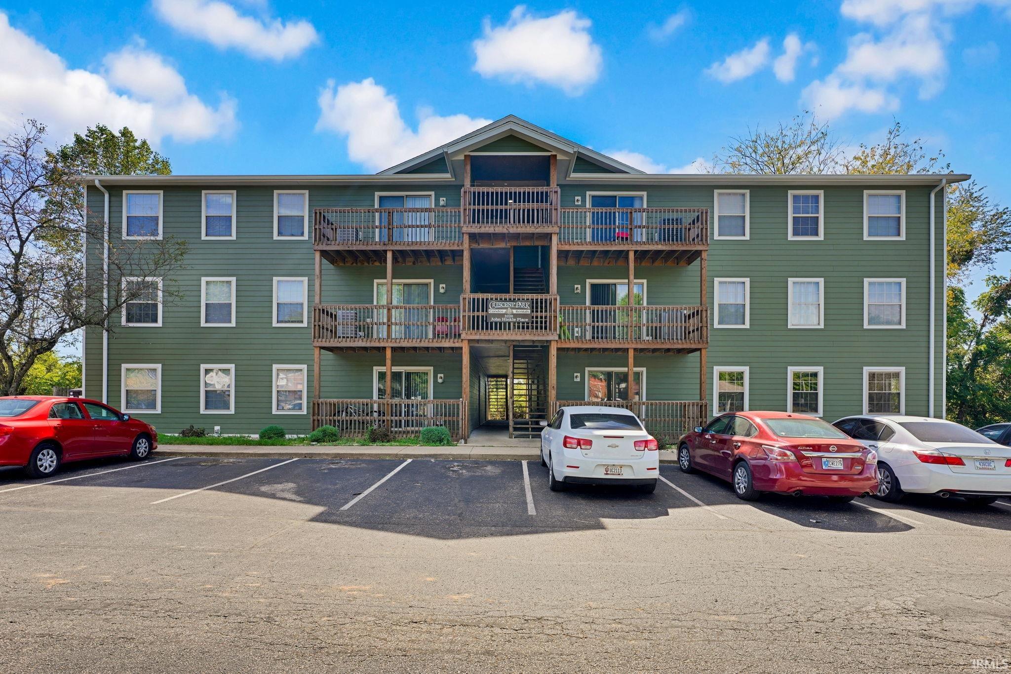 3220 E John Hinkle Place Unit: B