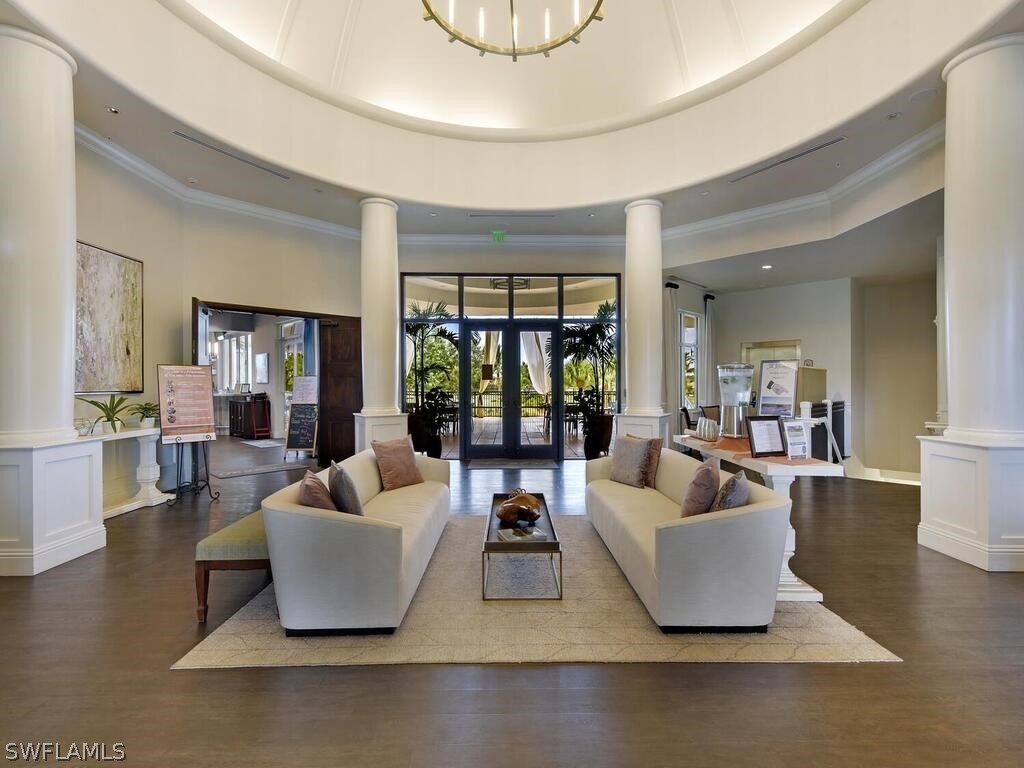 12107 Chrasfield Chase