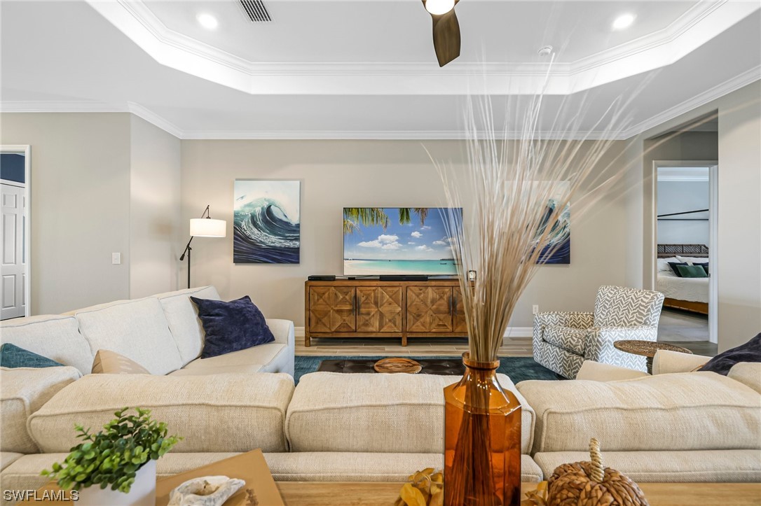 28048 Foxrock CT