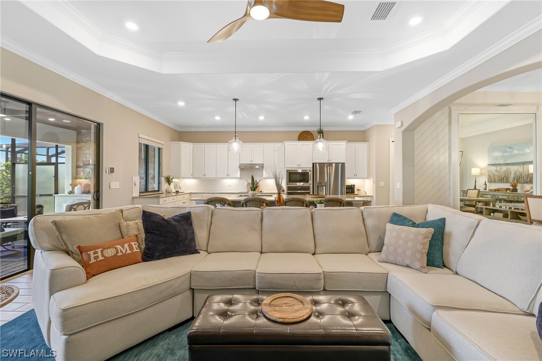28048 Foxrock CT