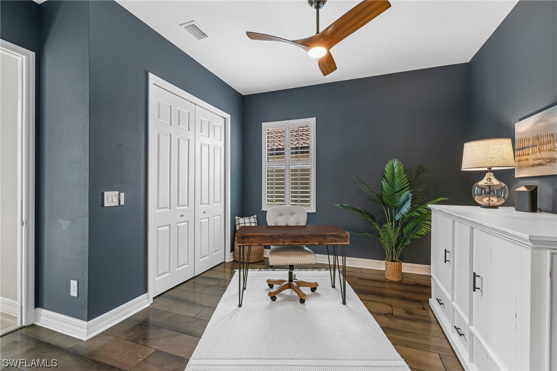 28048 Foxrock CT