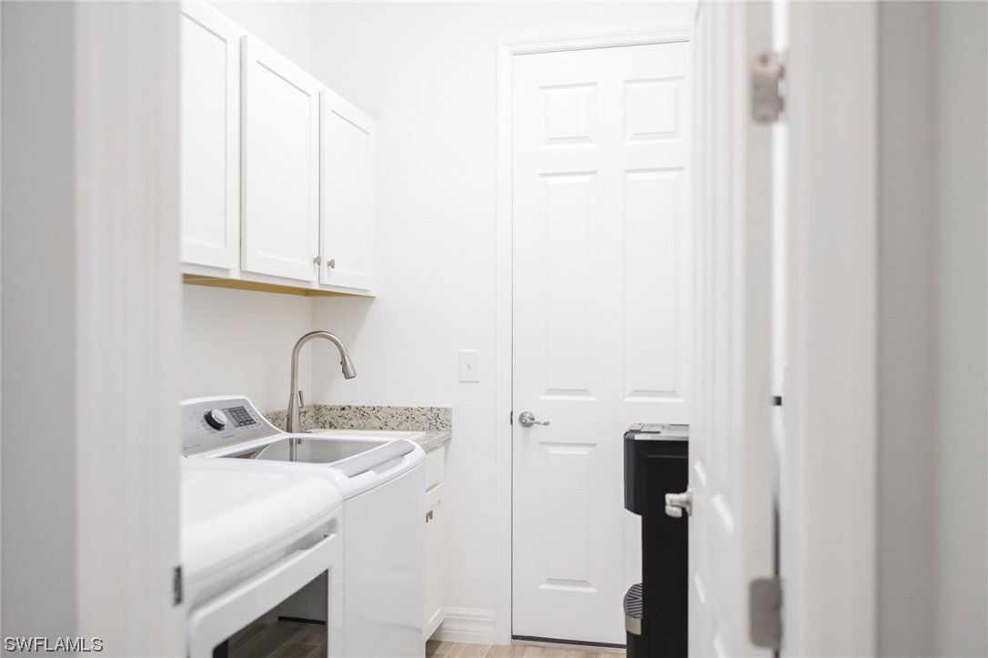 28048 Foxrock CT