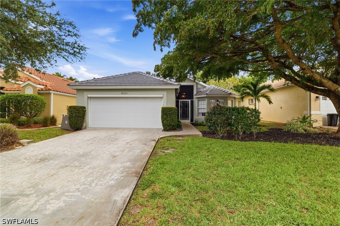 9801 Las Casas DR