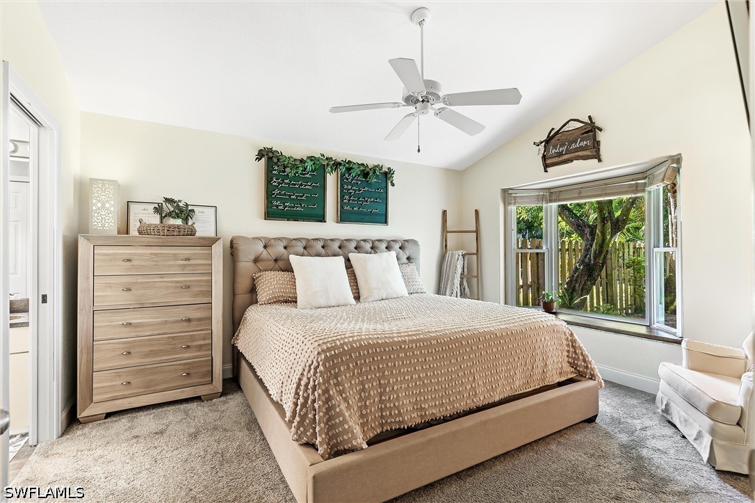 9801 Las Casas DR