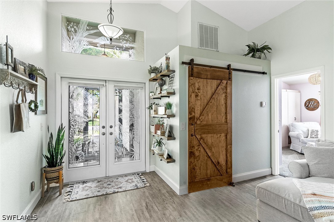 9801 Las Casas DR