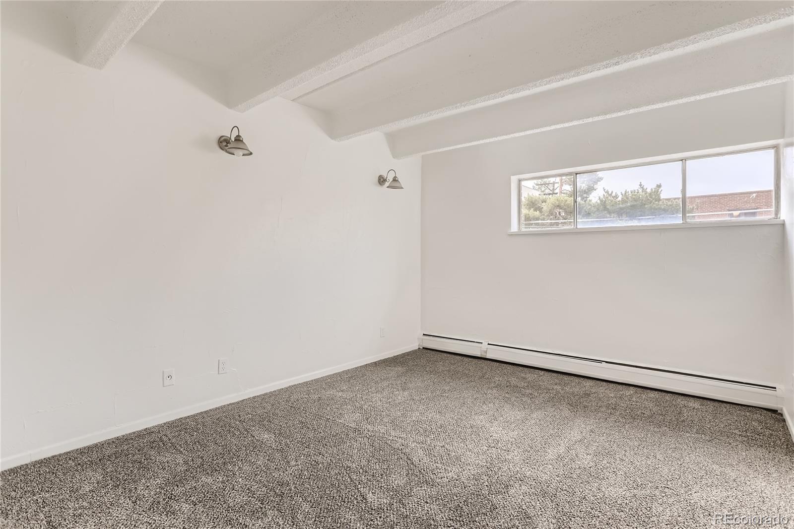 2401 S Gaylord Street Unit: 204