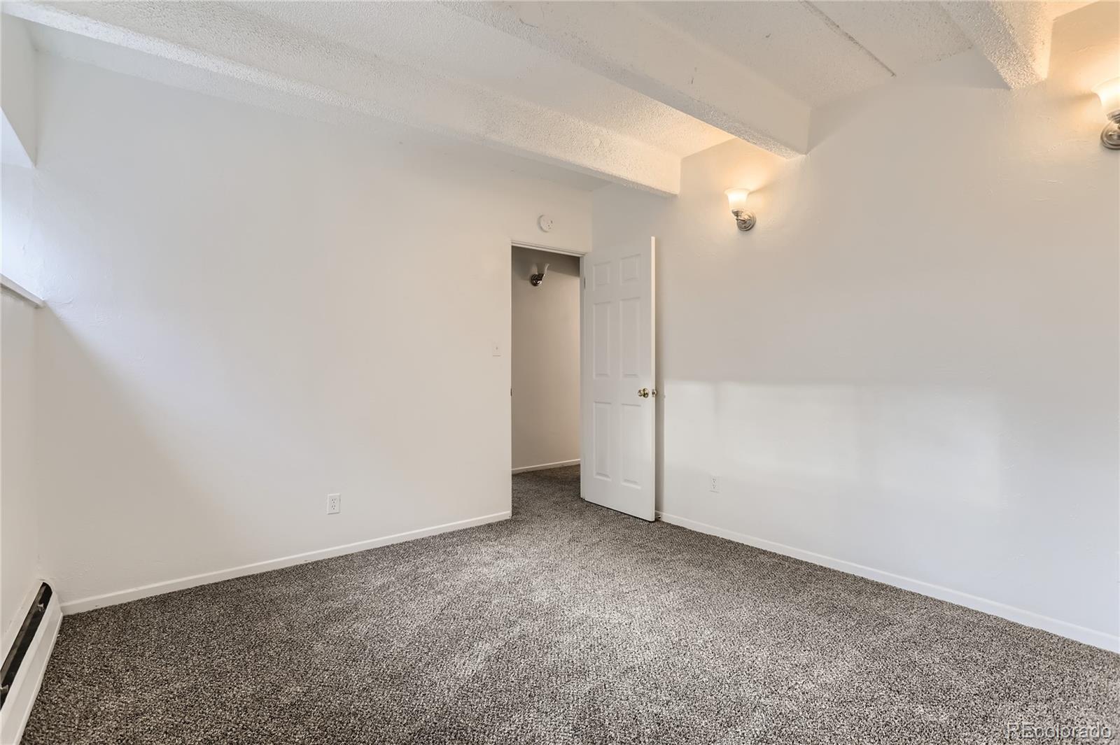 2401 S Gaylord Street Unit: 204