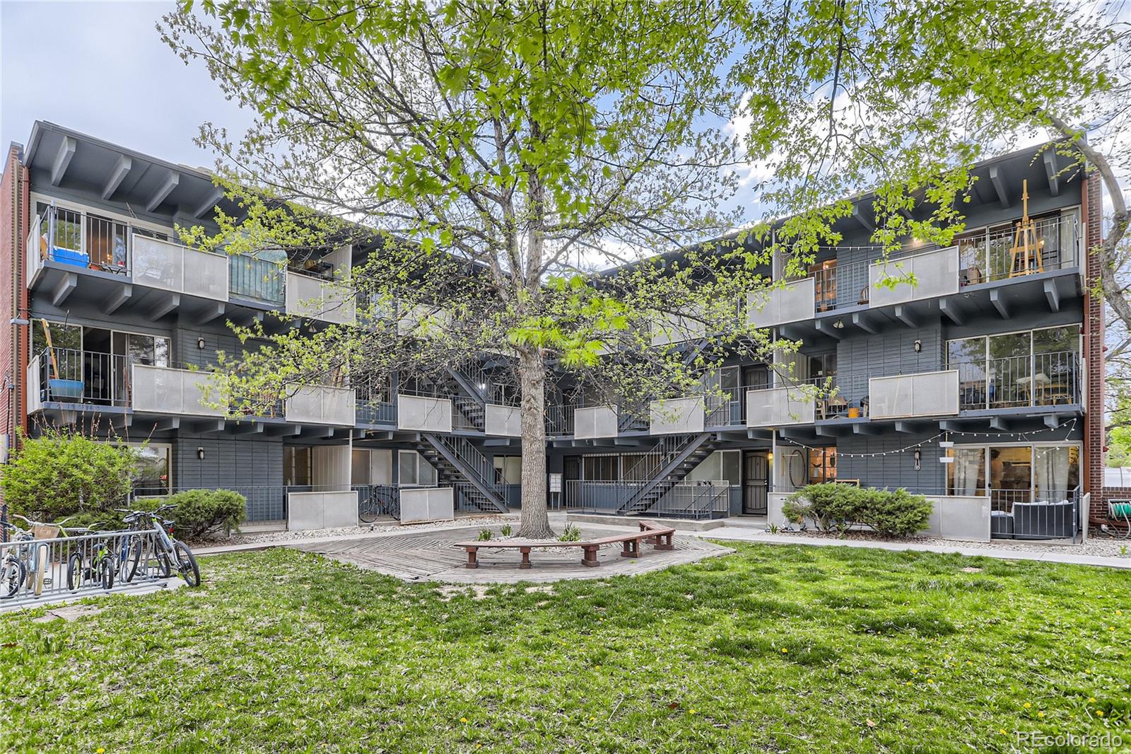 2401 S Gaylord Street Unit: 204