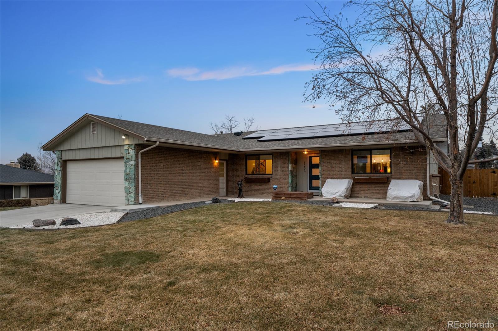 1233 E Fremont Circle N