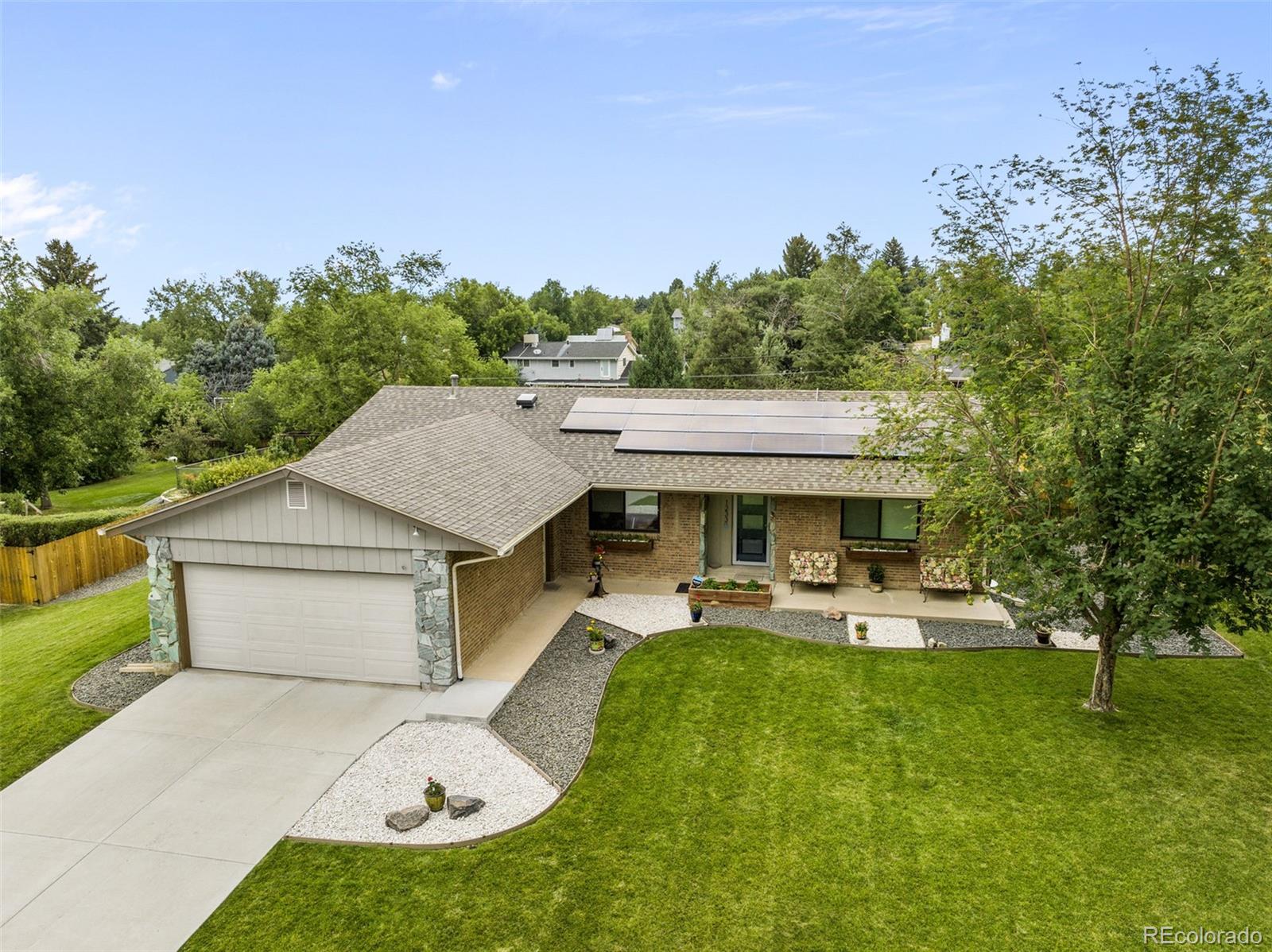 1233 E Fremont Circle N