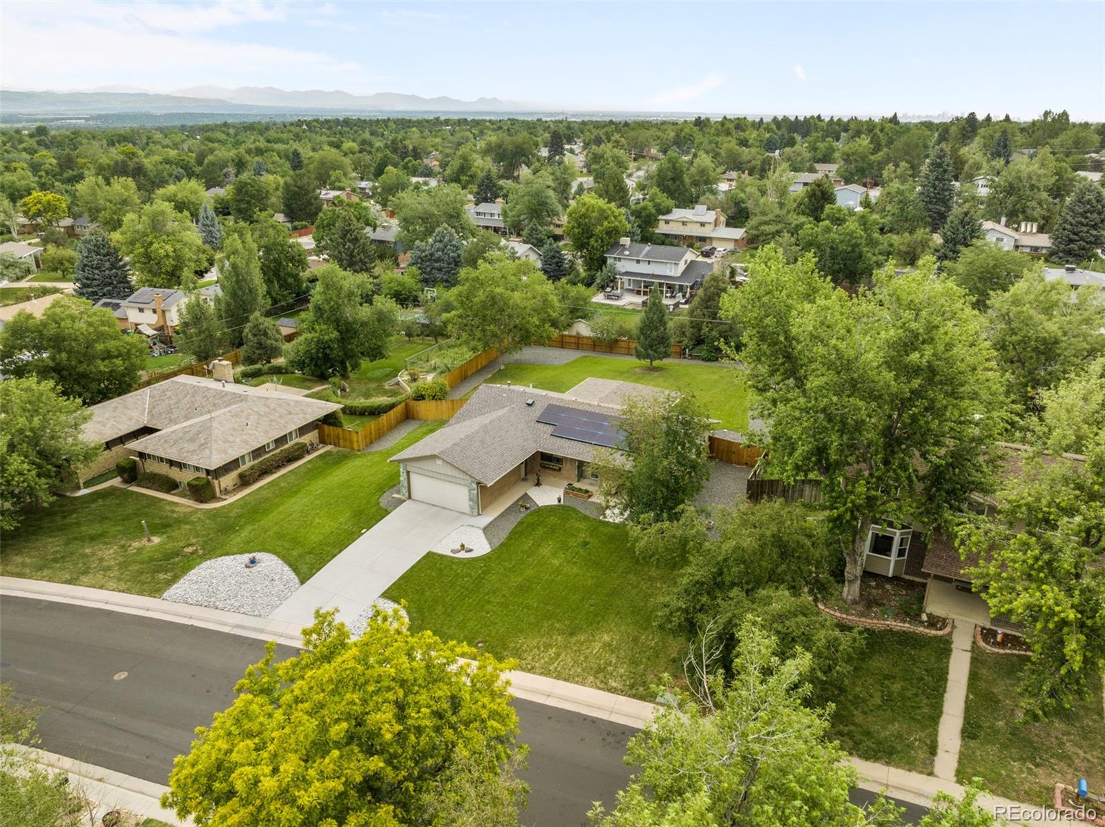 1233 E Fremont Circle N