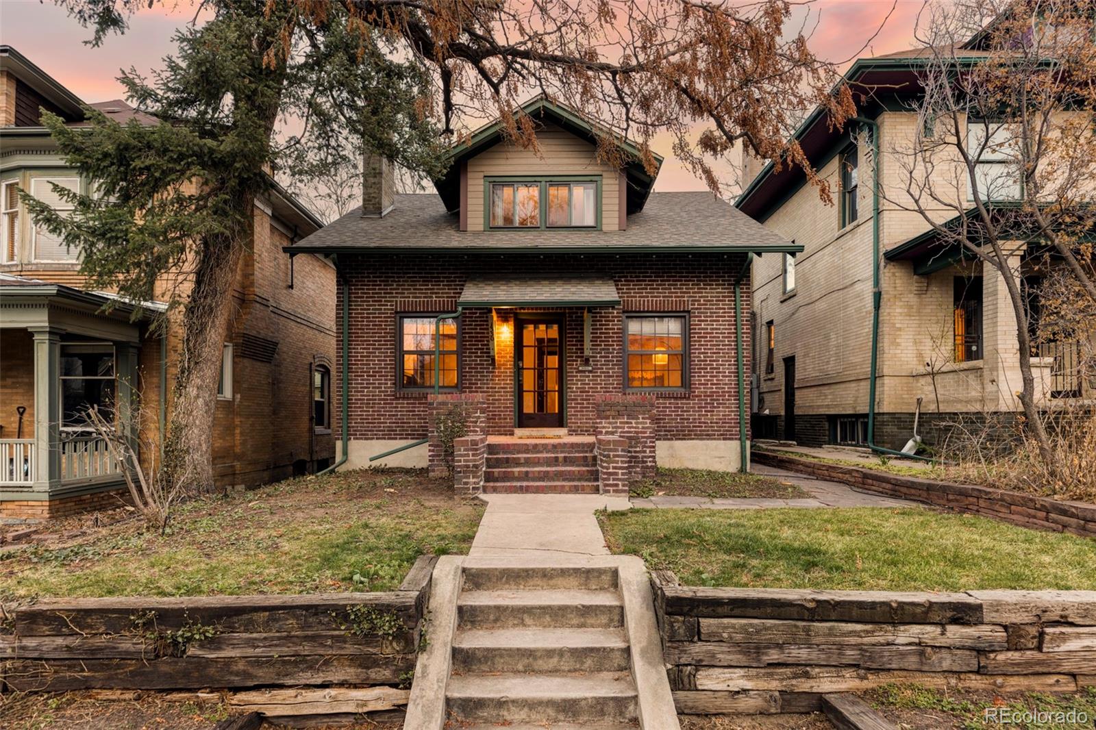 1330 N Humboldt Street