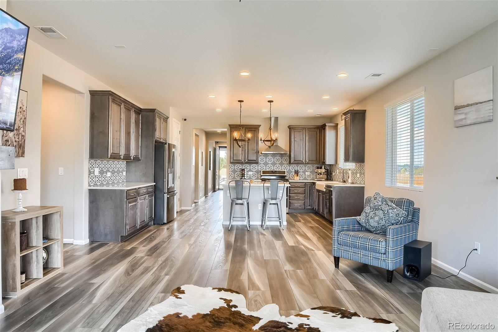 416 Vista Cliff Court