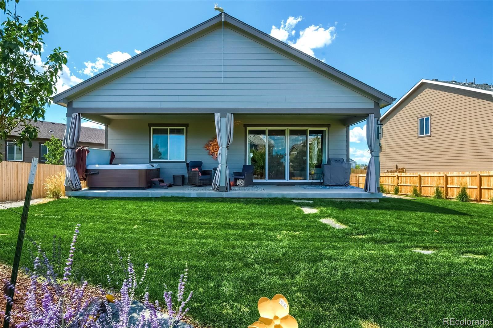 416 Vista Cliff Court