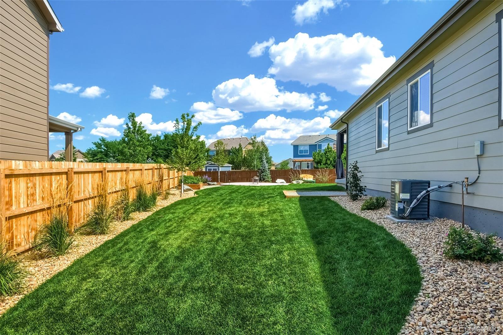 416 Vista Cliff Court