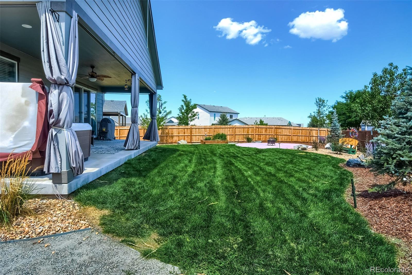 416 Vista Cliff Court