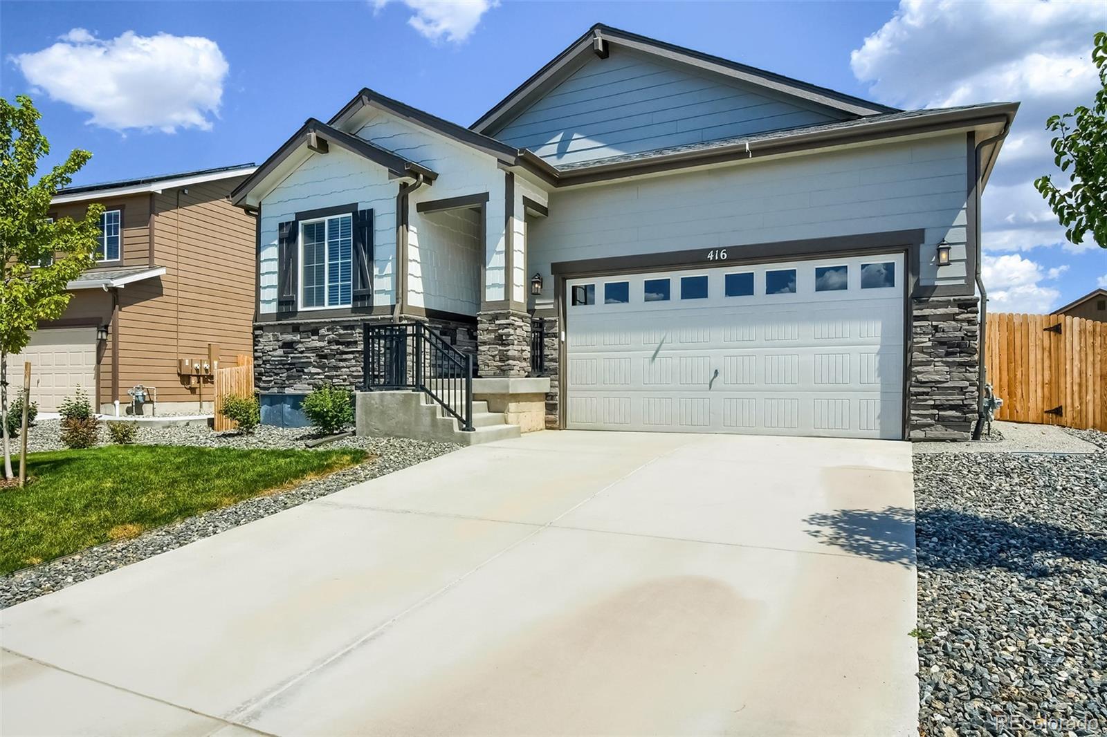 416 Vista Cliff Court