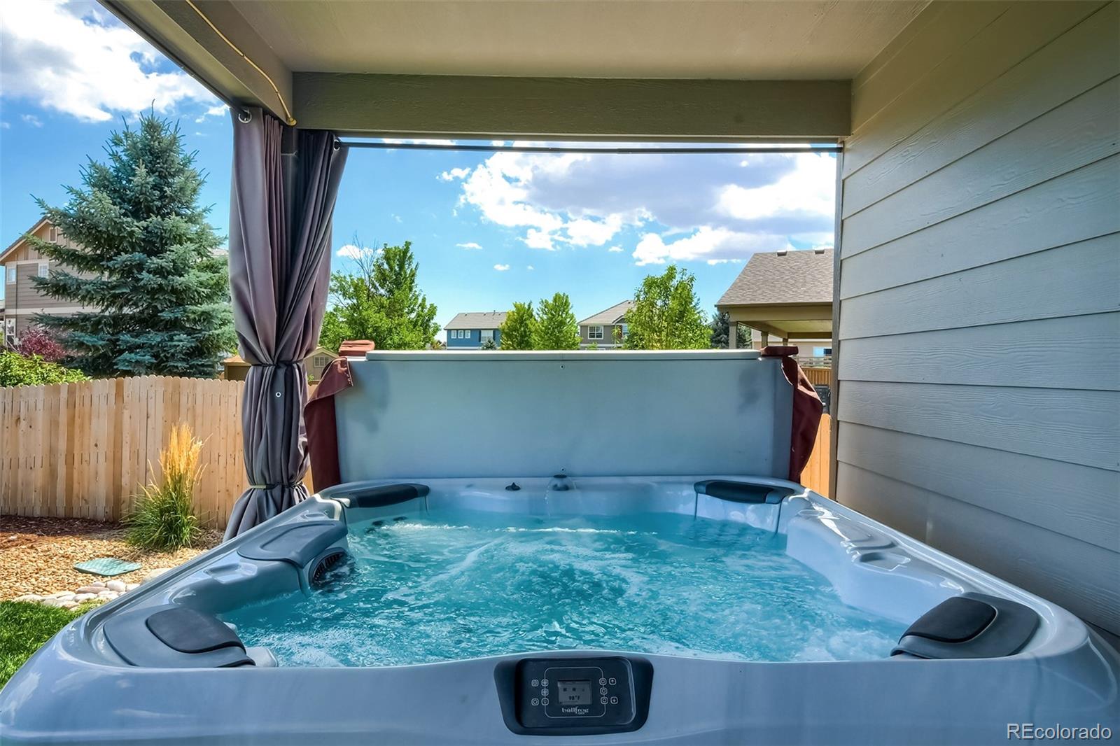 416 Vista Cliff Court