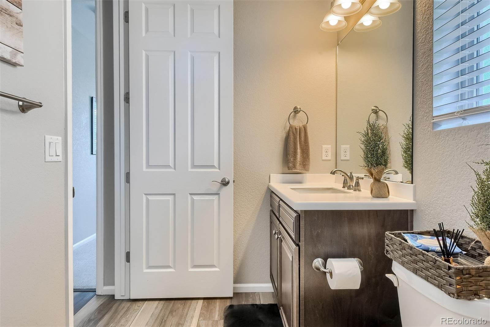 416 Vista Cliff Court