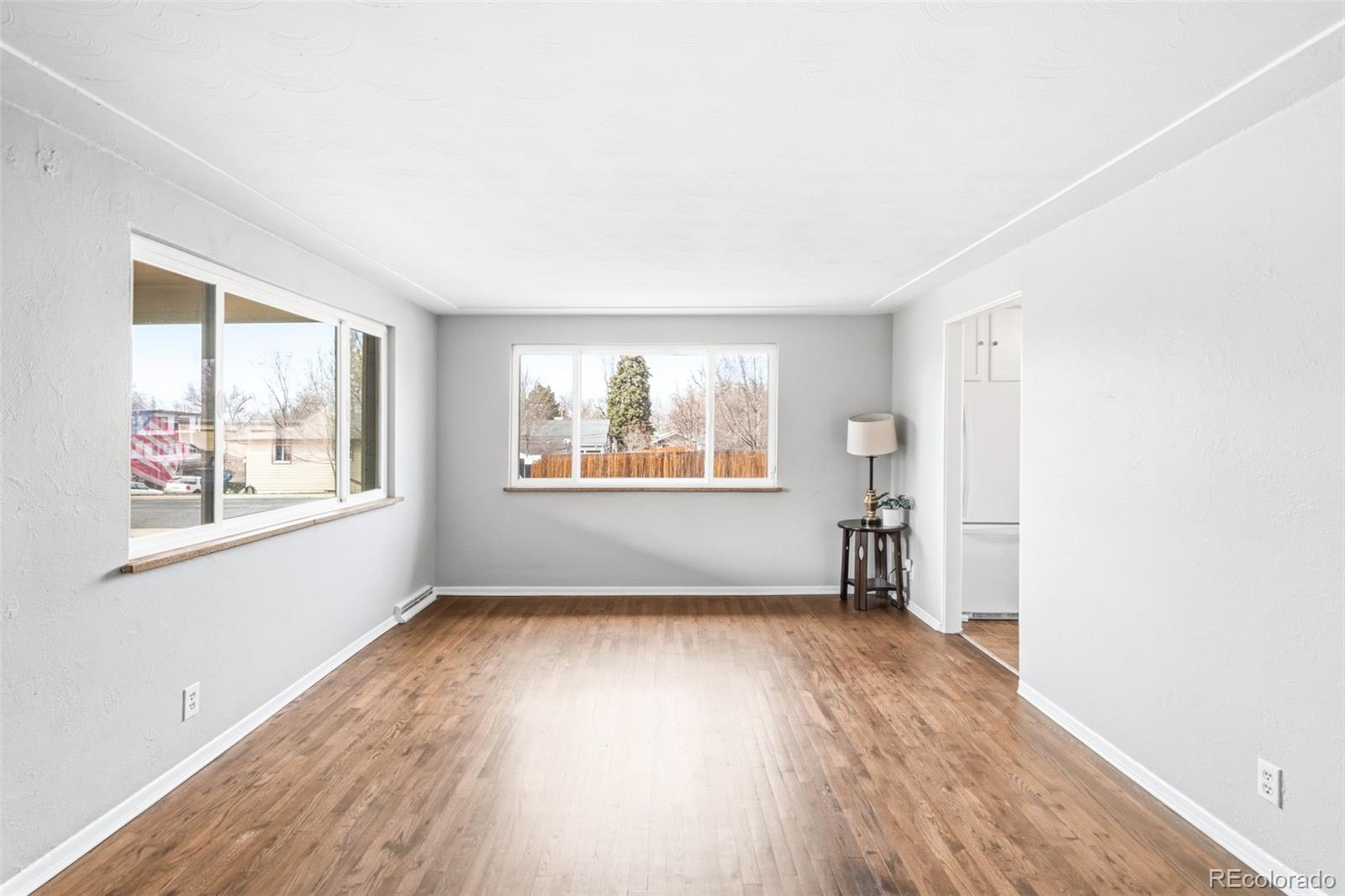2258-2268 W Maplewood Avenue