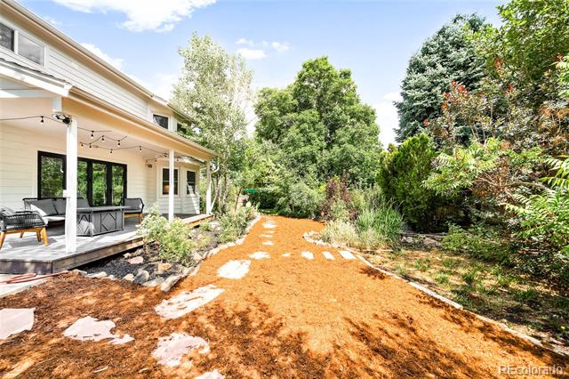 8086 S Vine Way