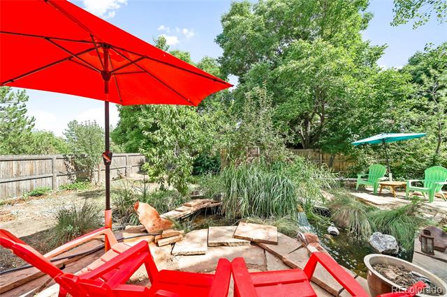 8086 S Vine Way