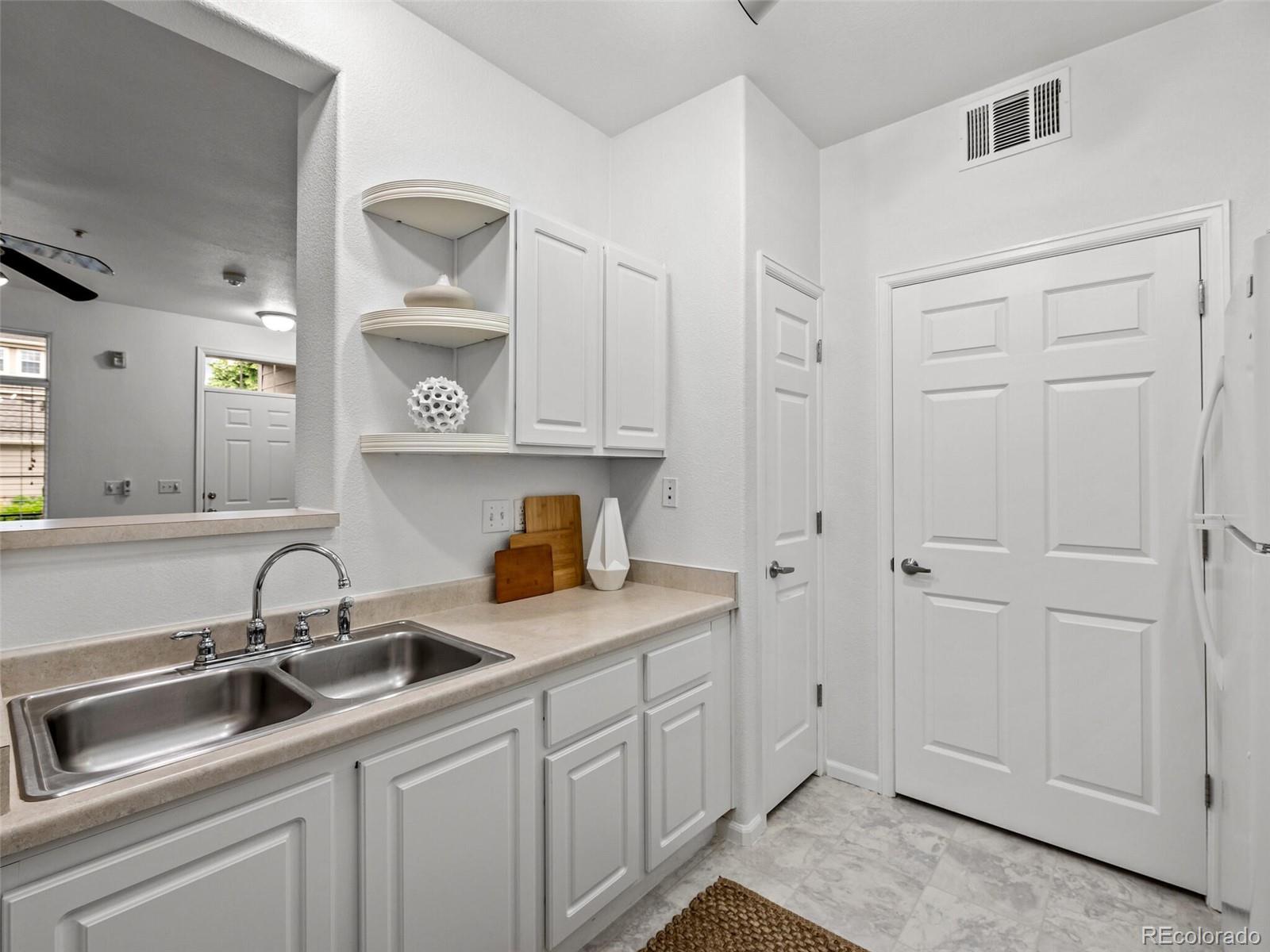1540 S Florence Way Unit: 502