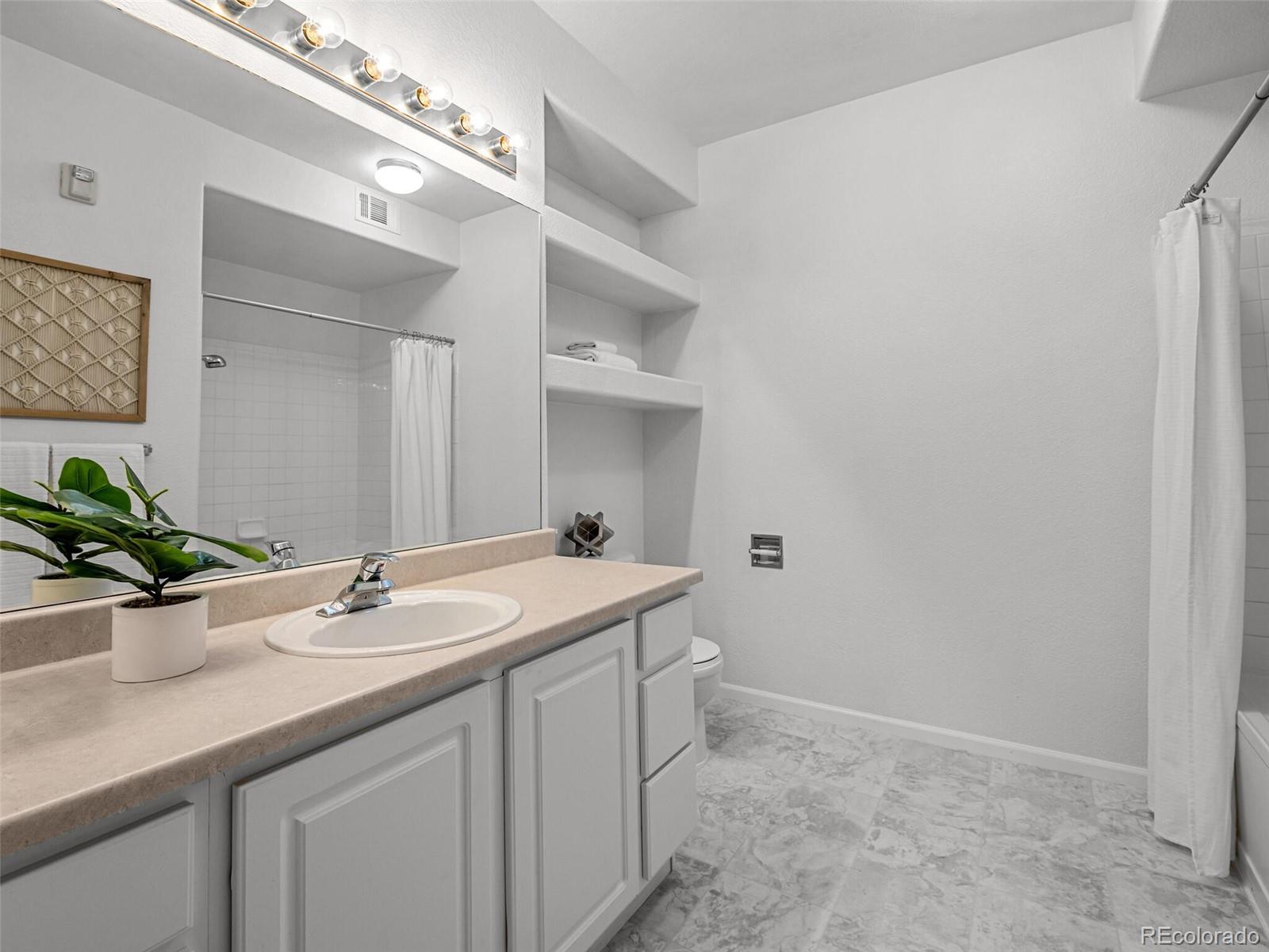 1540 S Florence Way Unit: 502