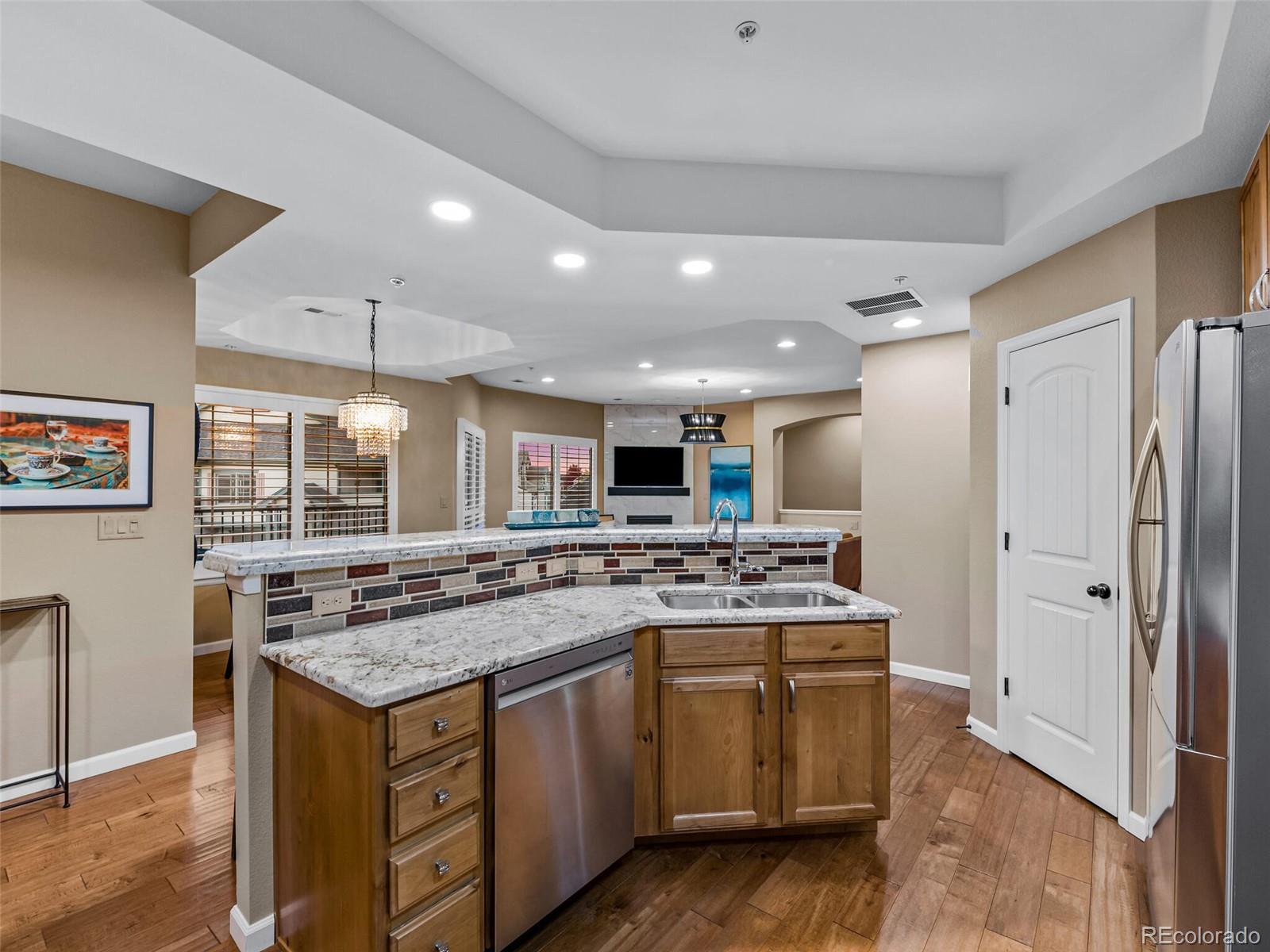 597 Callisto Drive Unit: 201