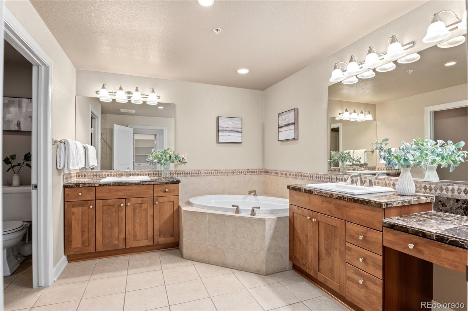 1950 W Littleton Boulevard Unit: 206