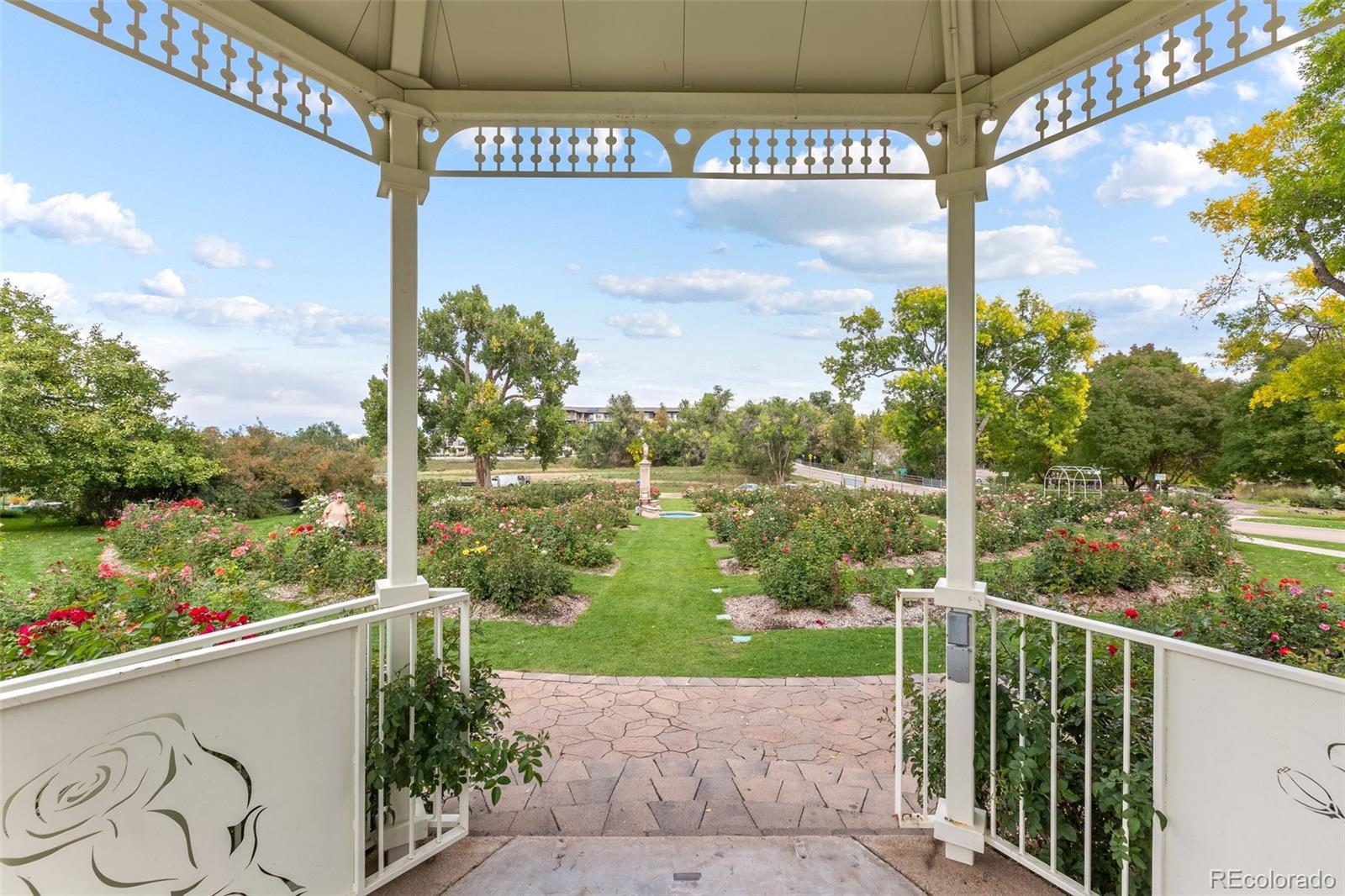 1950 W Littleton Boulevard Unit: 206