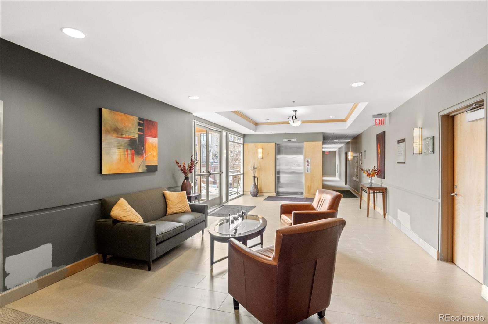 1950 W Littleton Boulevard Unit: 206