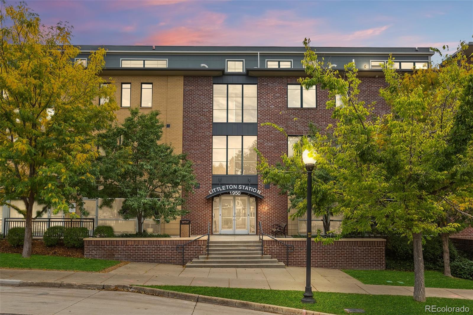 1950 W Littleton Boulevard Unit: 206