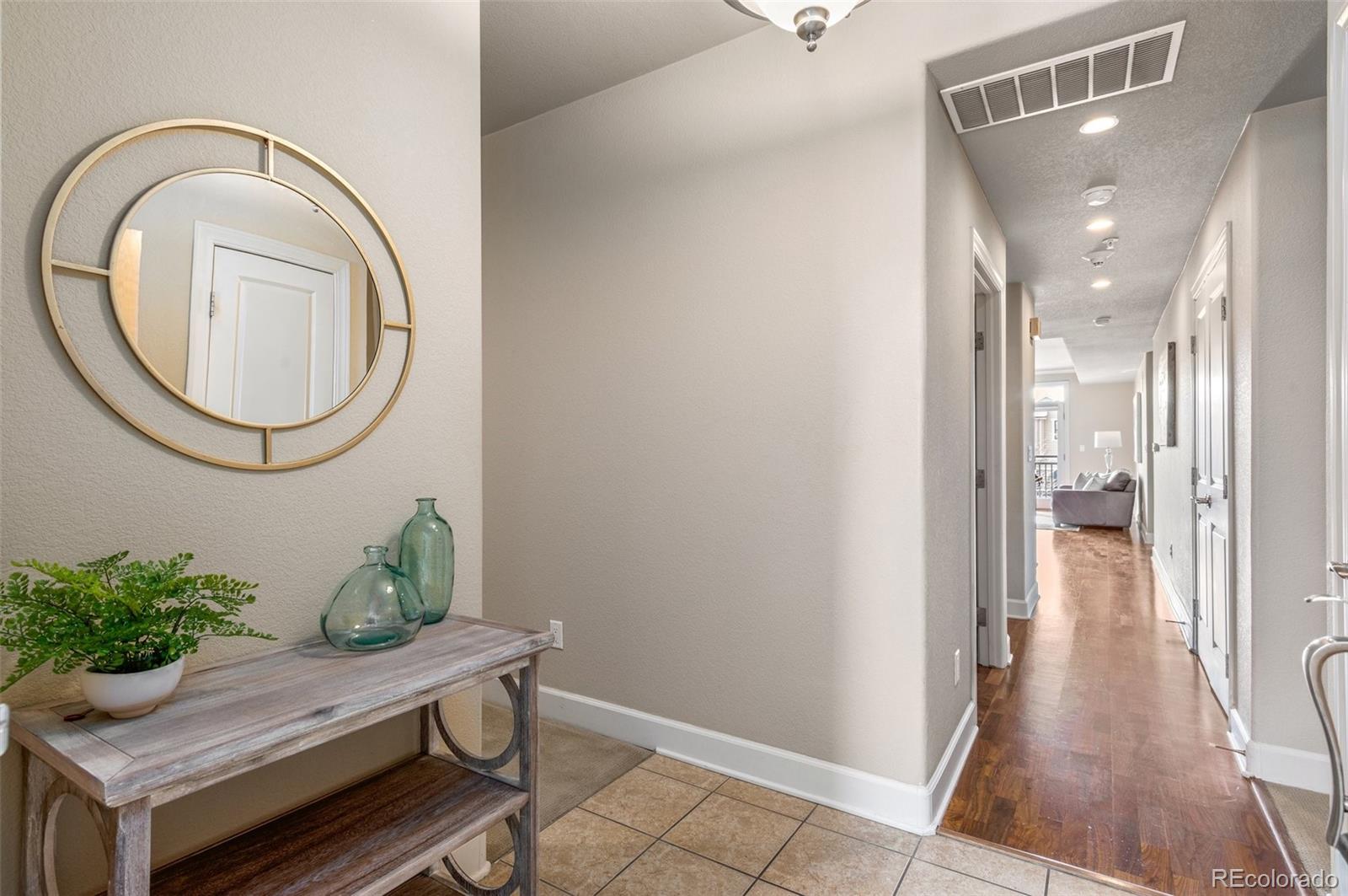 1950 W Littleton Boulevard Unit: 206