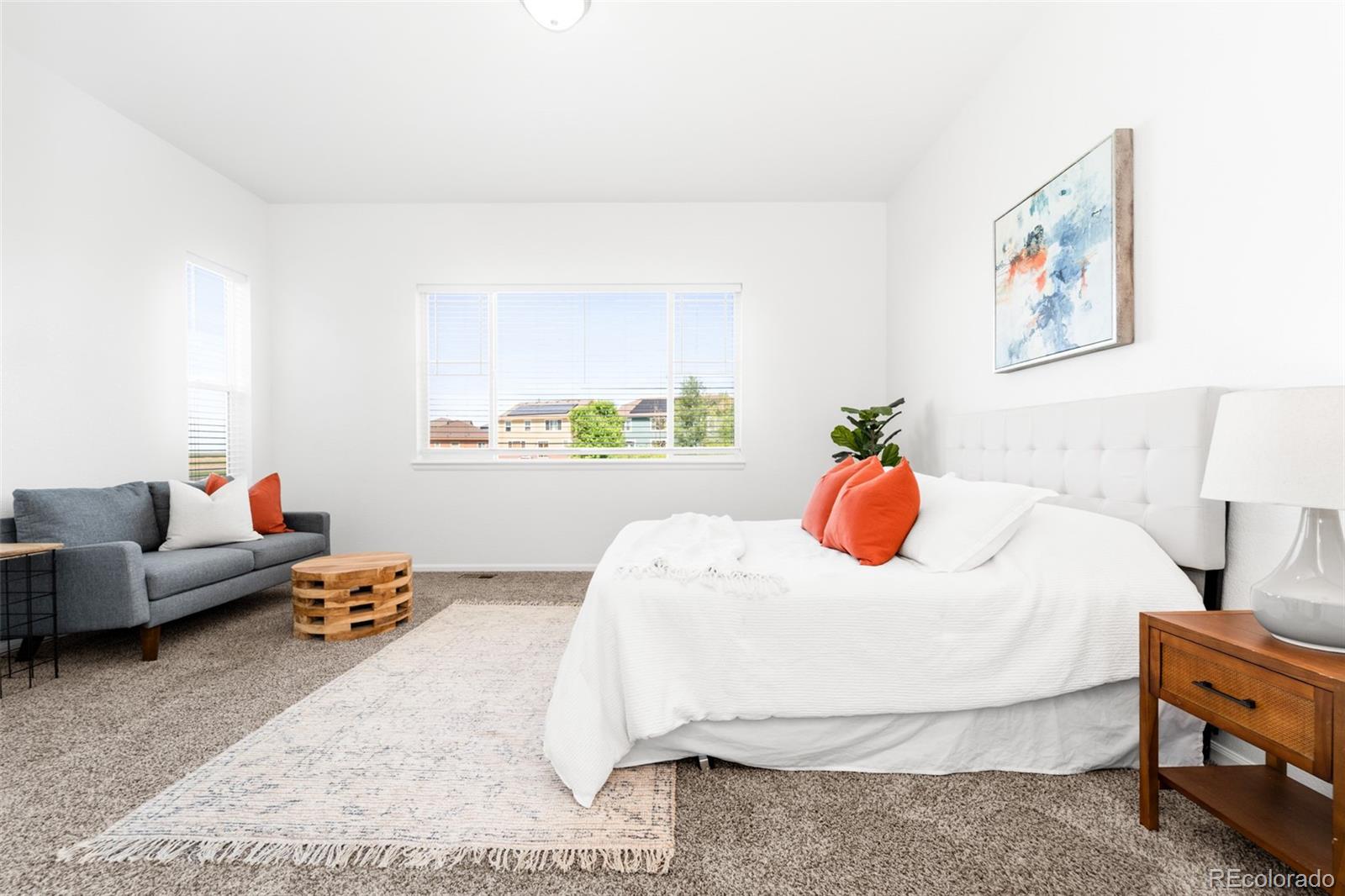 493 N De Gaulle Court