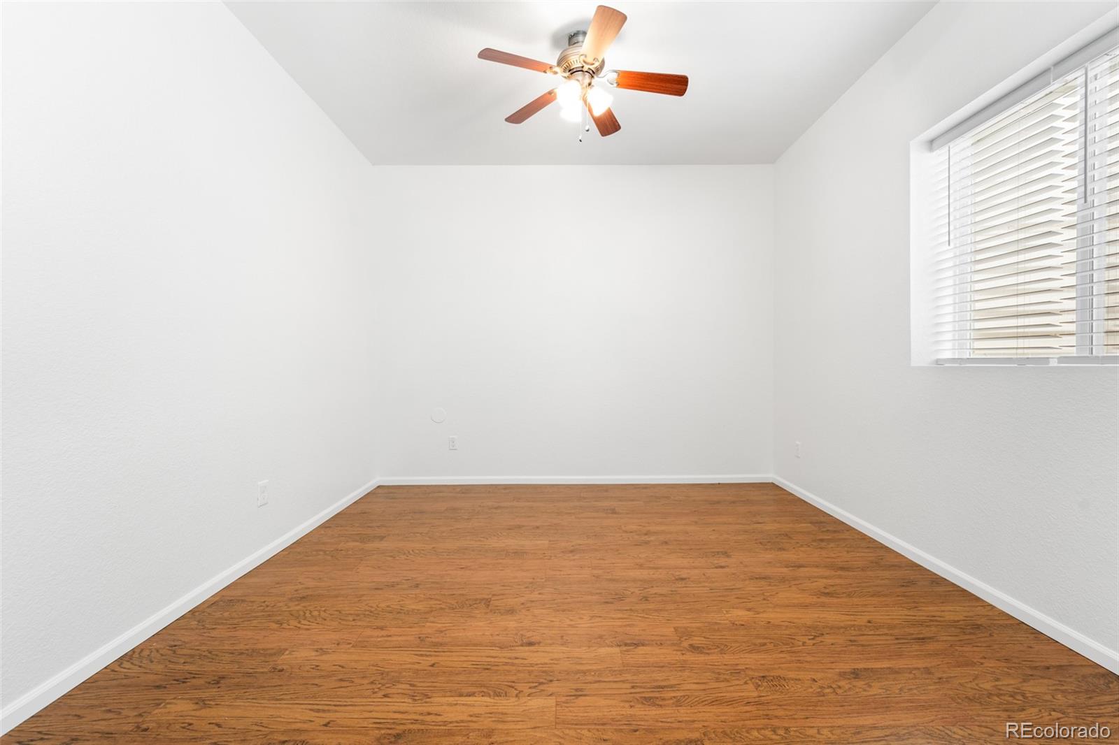 493 N De Gaulle Court