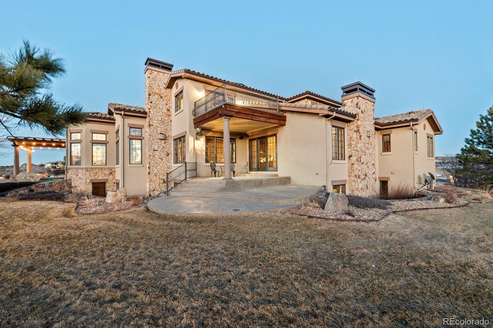 5325 Aspen Leaf Drive