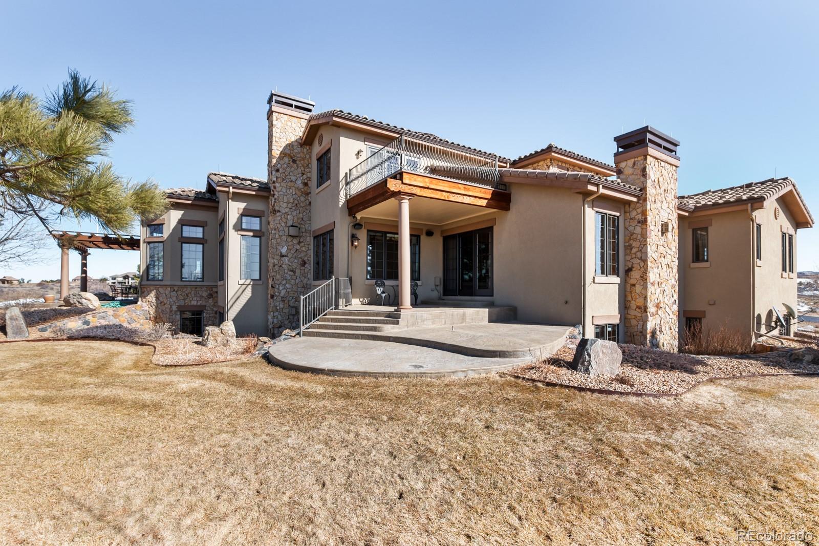 5325 Aspen Leaf Drive