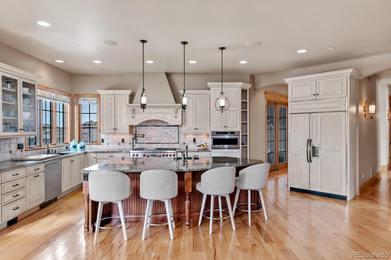 5325 Aspen Leaf Drive
