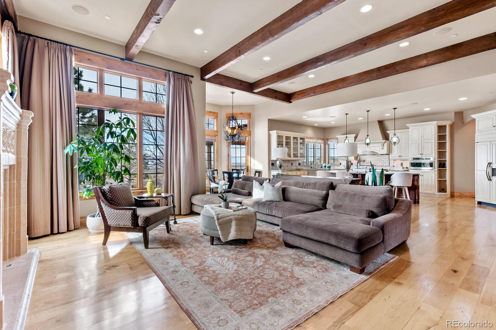5325 Aspen Leaf Drive