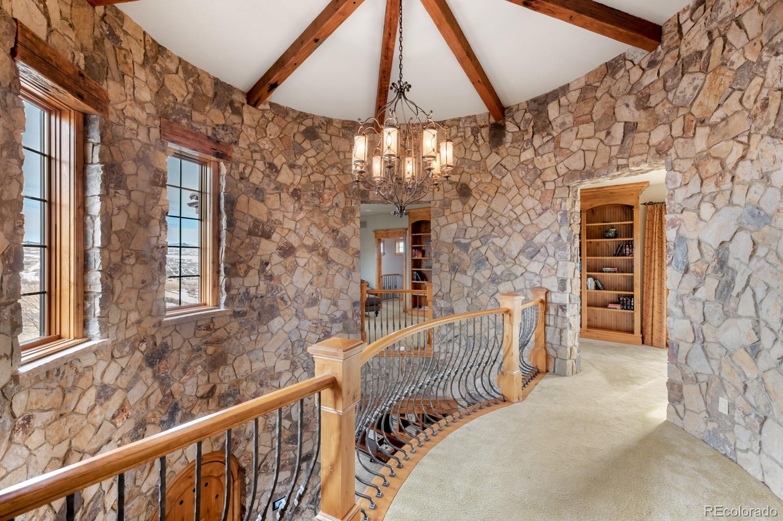 5325 Aspen Leaf Drive