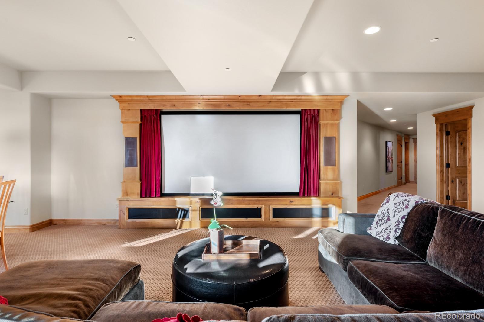 5325 Aspen Leaf Drive