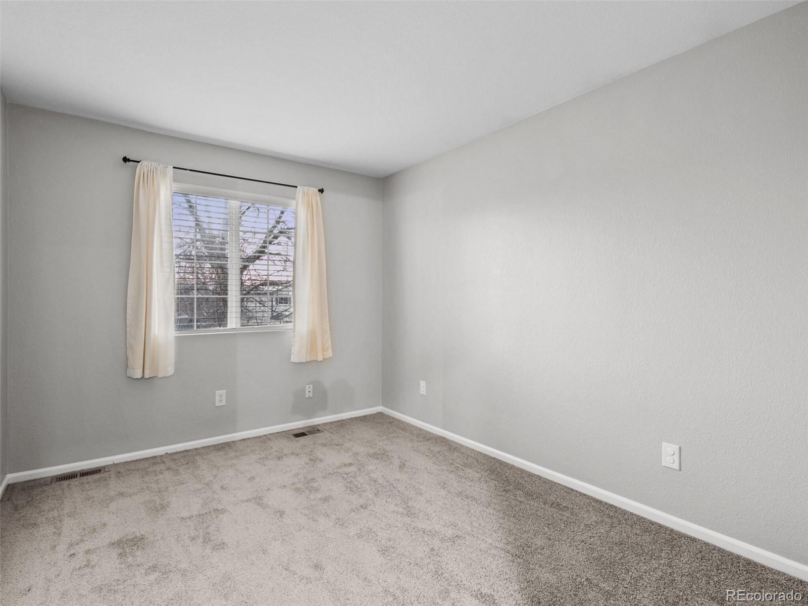 13183 Vine Court